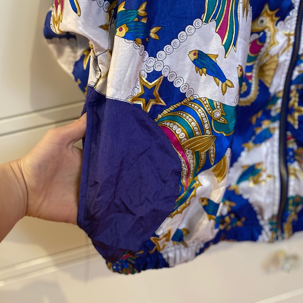 Vintage 80’s Windbreaker - Picture 4 of 10